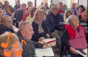 Video: Un coro compuesto íntegramente por pacientes con demencias demuestra los beneficios de la música