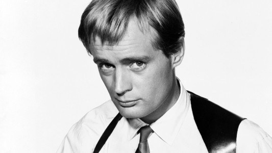 Muere a los 90 años David McCallum, el recordado Illya Kuryakin en "El agente de C.I.P.O.L"