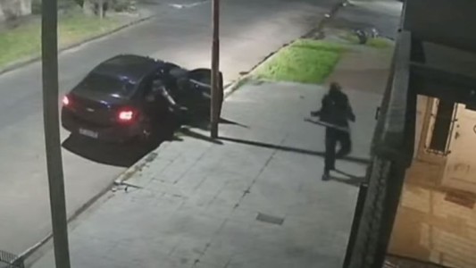 Falsos policías simularon un allanamiento y robaron una casa en Villa Bosch