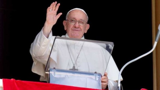 El papa Francisco se mostró abierto a que la Iglesia bendiga a parejas del mismo sexo