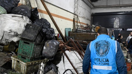 Tras detectarse hurtos, clausuran una metalera en Constitución y detienen a su dueño