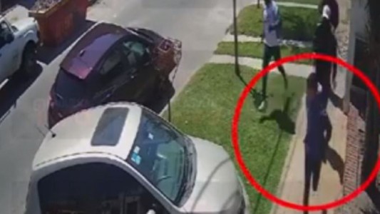 Un grupo comando armado liberó al capo criminal “El Bahiano” en un traslado penitenciario en La Plata