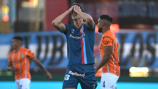 Arsenal, al borde del descenso: debe ganar todos los partidos y esperar otros resultados