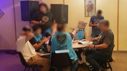 Desbaratan garito durante torneo de póker ilegal en Agronomía