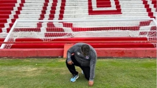 Un hincha de Argentinos compró el arco donde Messi marcó por primera vez con la Selección