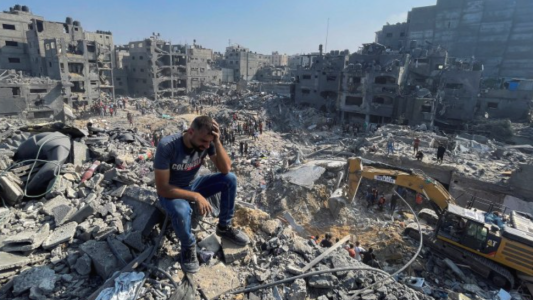 Hamás aseguró que los ataques israelíes contra un campo de refugiados causan más de 195 muertos