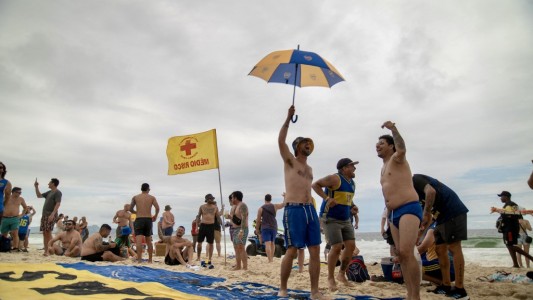 En un clima de tensión en Río de Janeiro, hinchas de Boca harán un banderazo
