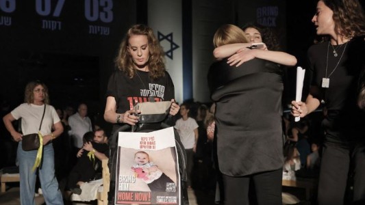 Israelíes hicieron un minuto de silencio por las víctimas de los ataques de Hamas de hace un mes