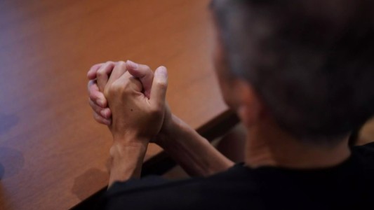 "Es como un videojuego": buscaban trabajo, los reclutaron en internet para realizar estafas virtuales y terminaron presos