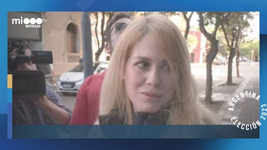 "Vine antes por si faltaba un fiscal": Lilia Lemoine y su temprana visita al colegio donde vota