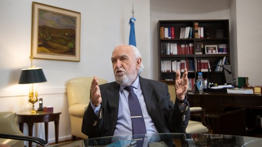 Gil Lavedra: "La UCR nunca va a estar en un gobierno de ultraderecha"