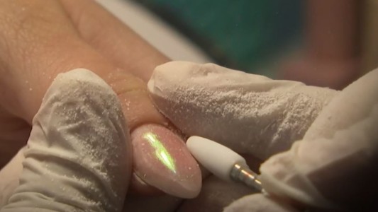 Oportunidad en medio de la crisis: furor por las uñas