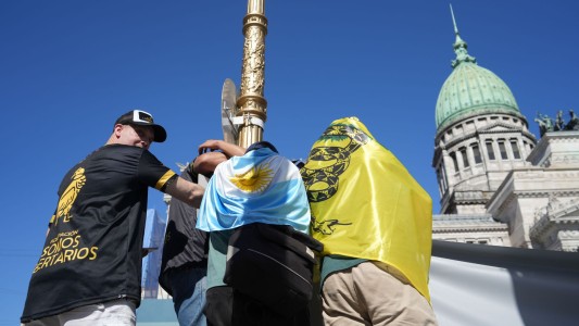 Asume Milei: vigilia libertaria en el Congreso y el Banco Central