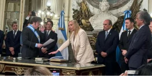 Karina Milei juró como secretaria general de la Presidencia