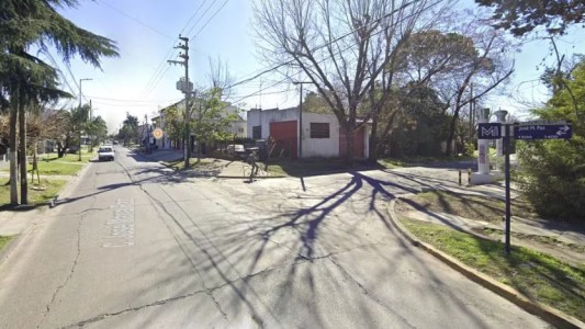 Buscan a un abusador que atacó a una empleada de una panadería en Ituzaingó