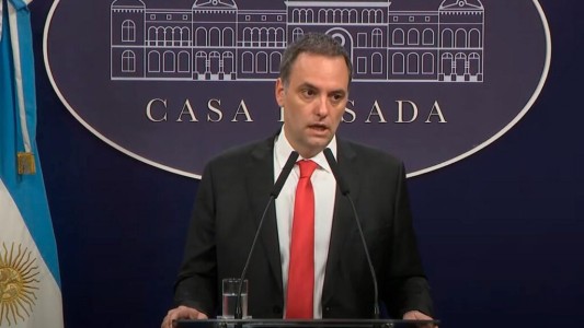 Adorni: la libre elección de obras sociales busca eliminar los "privilegios de la casta sindical"