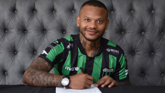 Revuelo en Nueva Chicago: contrató a un futbolista condenado por abuso sexual