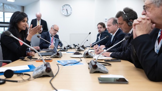 El FMI lanzó durísimas críticas al "plan platita" de Sergio Massa