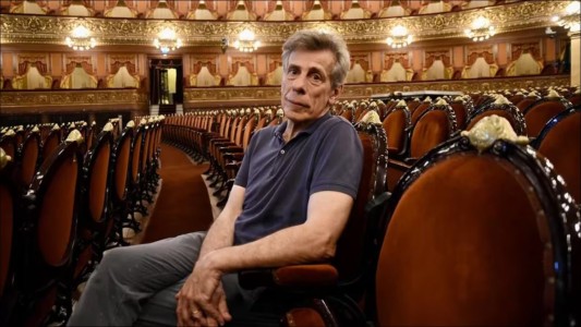Escándalo en el Teatro Colón: echaron al director musical, acusado de abuso de menores