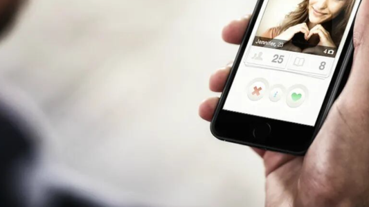 Lo conoció a través de una app de citas, lo drogó y le robó junto a dos cómplices