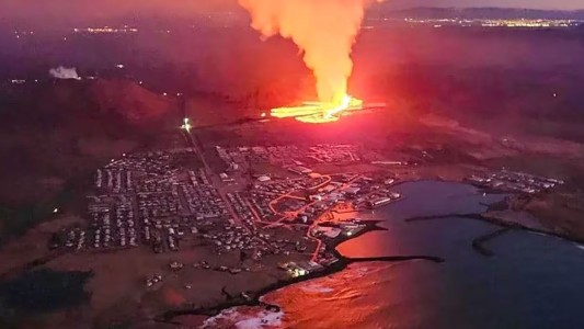 Erupción, ríos de lava y fuego en Islandia