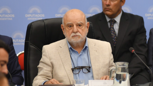 Por un insólito error del Gobierno, revocaron la apelación al amparo de la CGT contra el DNU