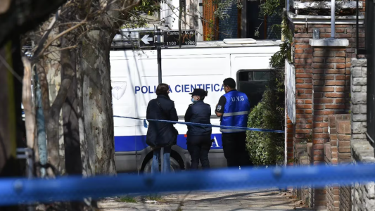 Un jubilado encontró a un ladrón en su casa y lo mató de un balazo