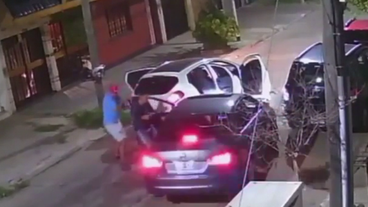 Violento asalto: le pegaron a un nene de 3 años y le apuntaron con un arma en la cabeza