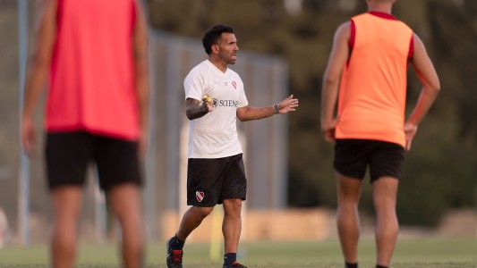 Tevez y la decisión con Santiago López: "Si no firma contrato no puede estar en Primera"