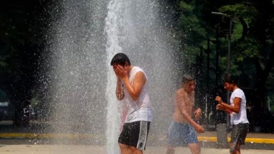 Continúa la alerta roja por calor extremo en Buenos Aires y otras siete provincias