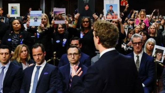 Zuckerberg se disculpó con los padres por la influencia de redes sociales en los niños