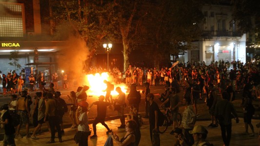 Ley Ómnibus: tras la votación, incidentes fuera del Congreso