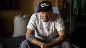 Residente rompe con una espera de seis años al anunciar su nuevo disco