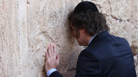 Milei llegó a Israel y ratificó que mudará la embajada argentina a Jerusalén