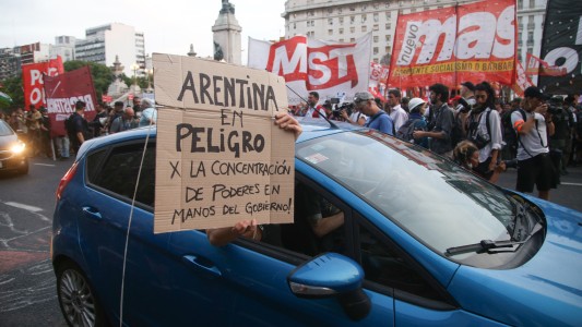 Agrupaciones de Izquierda festejaron el traspié del Gobierno frente el Congreso