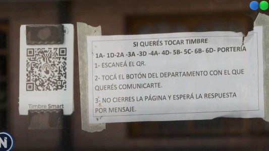 Un Código QR, la alternativa tecnológica contra los constantes robos del portero eléctrico