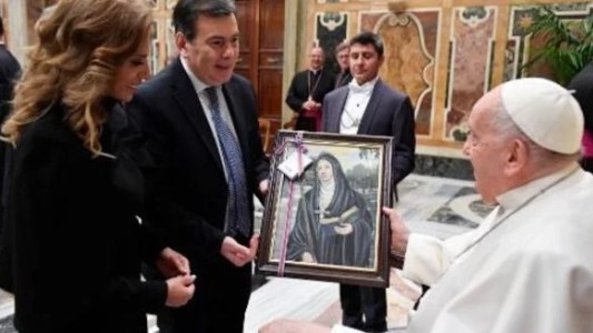El Papa recibió al gobernador de Santiago del Estero, en la previa del encuentro con Milei