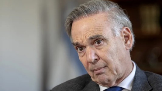 Pichetto aconsejó a Milei: “Si se rompen los puentes es difícil construir una mayoría”