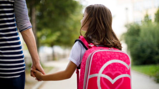 La ayuda escolar pasa de $17.000 a $70.000: quiénes pueden cobrarla