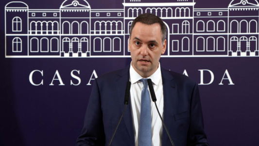 El Salario Mínimo Vital y Móvil será $180.000 en febrero y $202.800 en marzo