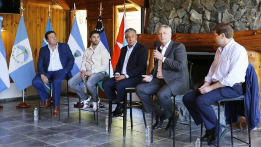Se reúnen gobernadores patagónicos en medio del conflicto con Nación por el recorte de fondos