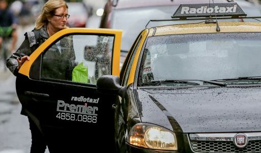 Aumentan los taxis en Capital Federal: cuánto costará el horario diurno y la bajada de bandera