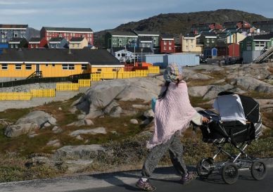Groenlandia: mujeres denunciaron a Dinamarca por control de natalidad involuntario en niñas