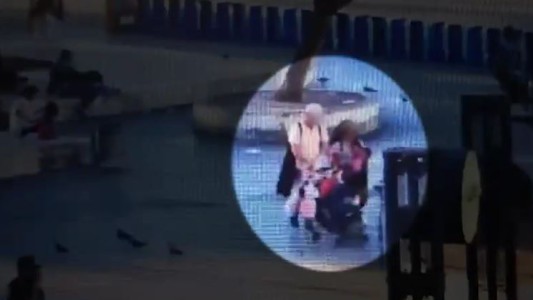 Una pareja abandonó a su beba de 7 meses en la Plaza Miserere de Once