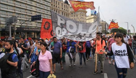 Eliminaron 300 unidades de gestión que manejaban los intermediarios de los planes sociales y 59 Centros de Referencia