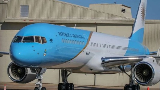 Milei evalúa transferir el manejo de los aviones presidenciales a las Fuerzas Armadas