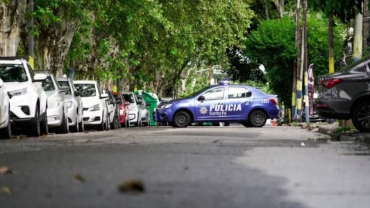Rosario: una discusión entre dos conductores terminó a los tiros frente a un colegio