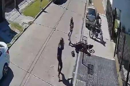 Un efectivo de la Policía de la Ciudad fue baleado por motochorros que intentaron robarle en La Matanza