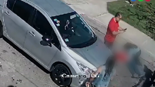 Ladrón quiso asaltar a un policía retirado: recibió un tiro en la cabeza y murió