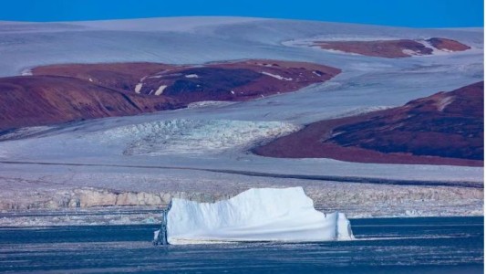 El deshielo polar hace más lenta la rotación terrestre y desincroniza los relojes